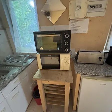 Pensjonat Le 4 De La Cressonniere 3*